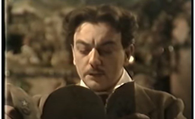 “Natale in casa Cupiello” visto da Salemme: la risposta migliore su Eduardo la diede Luca