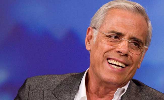 Teo Teocoli: “Boldi ha fatto milioni grazie a me. Celentano c’è, Claudia Mori prepotente”