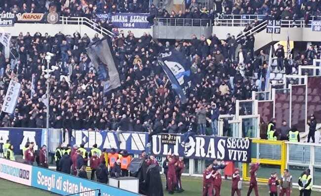 Ultras Napoli, meraviglioso gesto. Da Torino applaudono: “Siete uomini veri”