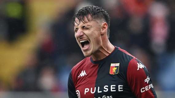 Un’ingenuità di Toure spiana la strada al Genoa: Udinese in 10 e sotto 1-0 al 45′