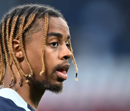 Al Psg Barcola (che dovrebbe finire in panchina per Kvara) segna il gol partita nel finale