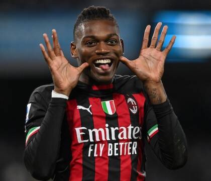 Leao: «Se l’allenatore è bravo può aiutarmi. Le idee di Conceiçao sono buone visto che abbiamo già vinto un trofeo»