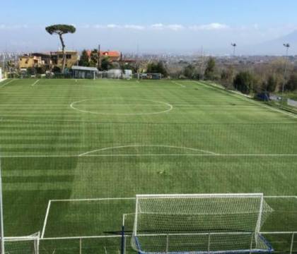 L’elogio del Paìs per il calcio minore “illuminato dal faro romantico dell’odio per il business”