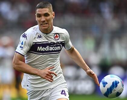 Milenkovic al Nottingham Forest è diventato “Serbinator”, il Telegraph: è il colpo dell’anno in Premier