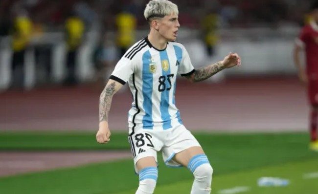 Behrami: “Garnacho è una superstar, non scherziamo! Con lui il Napoli alza il livello”