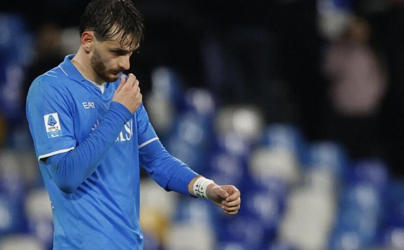 Gazzetta – Sull’addio di Kvara pagata la gestione sciagurata post scudetto: tempistica rinnovo fallimentare