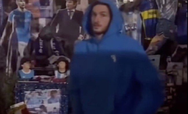 Il video di Kvaratskhelia al murales di Maradona non è di ieri. La precisazione di Alvino