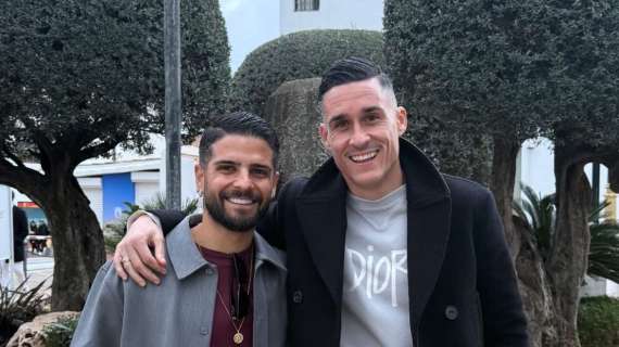 Insieme hanno fatto la storia del Napoli, Insigne rincontra Callejon: “Che bello rivederti”