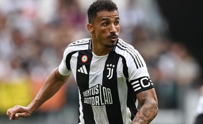 Napoli, cosa accade dopo il “no” di Danilo. Un difensore arriverà solo in un caso