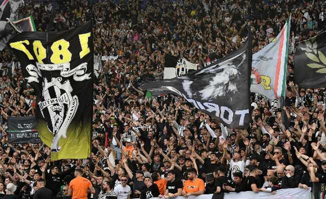 REPUBBLICA – Napoli-Juventus, trasferta vietata ai residenti in Piemonte, gesto di reciprocità