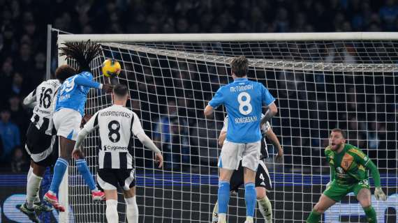 Repubblica – Il Napoli è squadra, la Juve un disegnino: tra Conte e Motta c’è un abisso