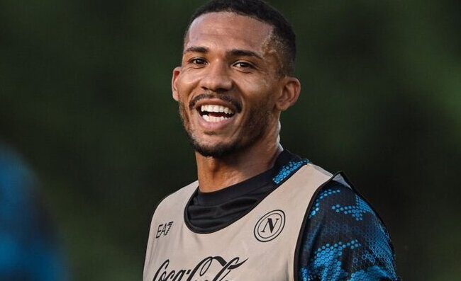 SKY – Danilo può slittare a luglio. Conte non avrebbe nuovi difensori: c’è Jesus