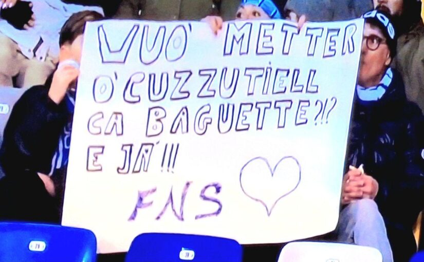 "Vuoi mettere con il cuzzetiello?, Kvaratskhelia al PSG: spunta simpatico striscione al Maradona | FOTO