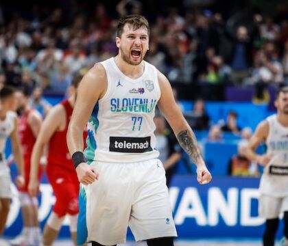 Doncic e il “peso” degli atleti: il pudore del giornalismo e perché fatichiamo a parlarne (El Paìs)