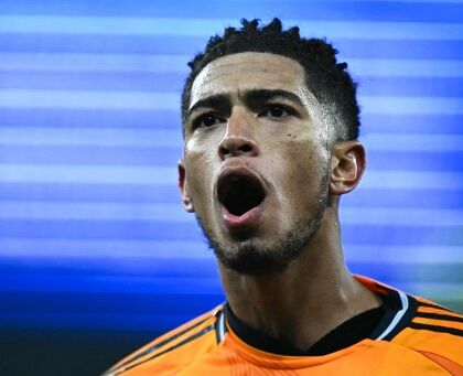 Il cambio magico di Ancelotti e il gol di Mbappé col tiro sbagliato: il Real Madrid non si arrende mai