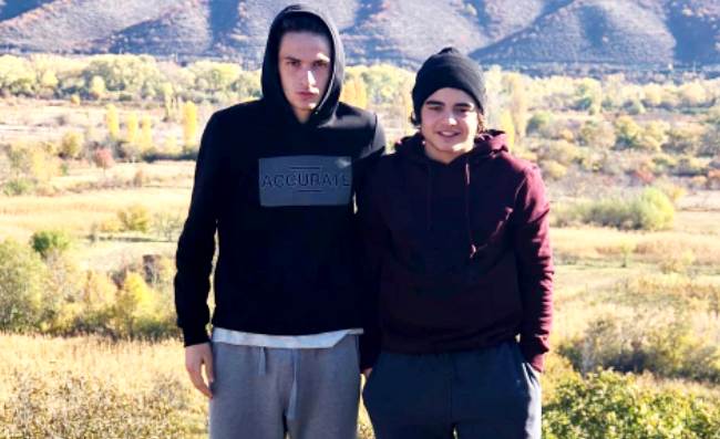 Il fratello di Kvara fa discutere, misterioso messaggio dopo Como-Napoli. Ironia o frecciata?