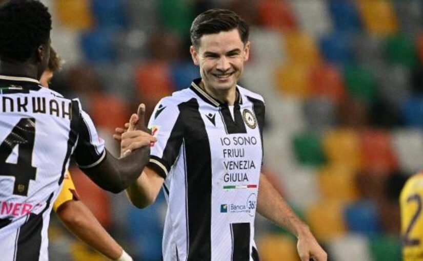 L’Udinese pareggia subito e gela il Maradona: la difesa pasticcia, conclusione perfetta di Ekkelenkamp