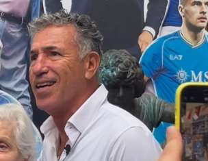Brividi al Maradona per i tre grandi ex! Premiati Careca, Alemao e Lavezzi