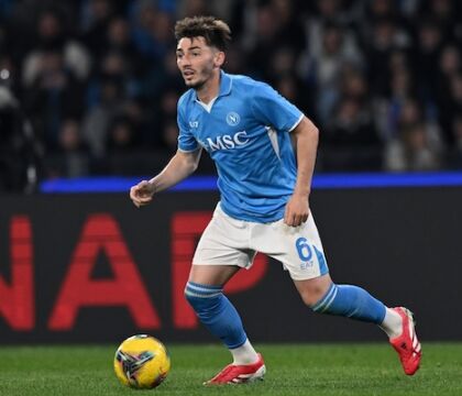 Gilmour sarà riproposto accanto a Lobotka, il doppio play per aprire le maglie della Fiorentina (CorSport)