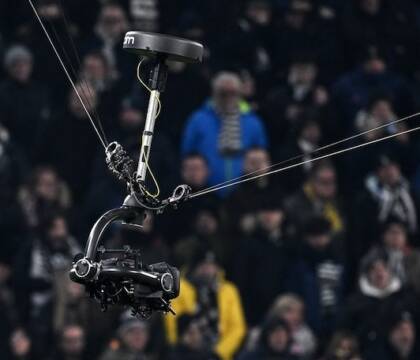 Gli ascolti tv della Serie A dimostrano che il calcio su Dazn non sfonda, l’esclusiva non basta