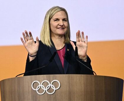 La Sueddeutsche racconta come l’elezione di Coventry al Cio (prima donna) sia la vittoria dell’ancien regime