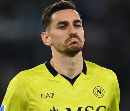 Meret: «A Napoli sono da tanti anni, non vedo nessun problema per il futuro»
