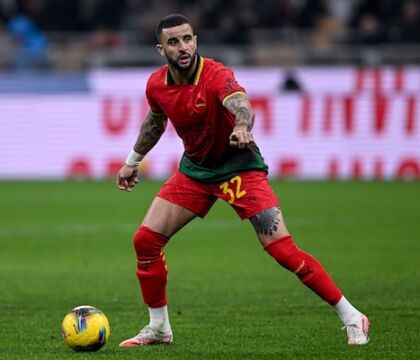 Milan, la criticatissima maglia simil Portogallo in realtà è un successo commerciale (Libero)