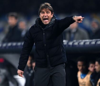 Non è normale, non è per niente normale quello che sta facendo Conte a Napoli (Carratelli)