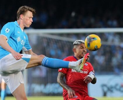 Pagelle – La spallata di McTominay è il calcio. Conte è l’uomo dell’unica rivoluzione vista a Napoli