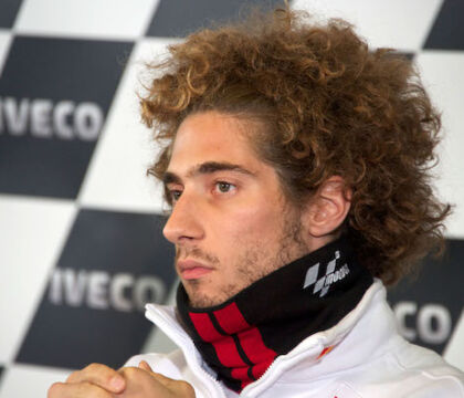 Pernat: «Dopo la morte di Simoncelli ho dormito nella sua camera, Rossi si sentiva in colpa: non è stato più quello di prima»
