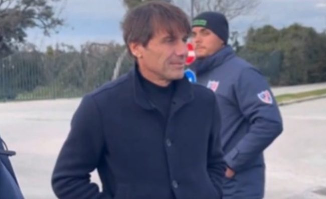 Conte all’università di Scampia: studenti increduli e sorpresi! Selfie, domande e autografi