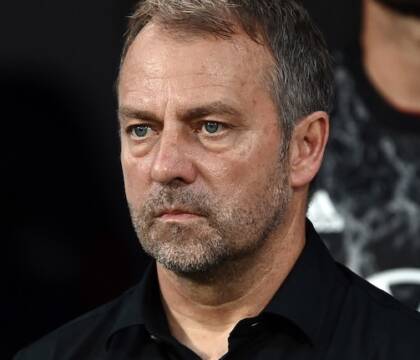 Flick contro la Liga: «Vorrei parlare con chi organizza i calendari. Gli altri paesi proteggono le proprie squadre in Champions»