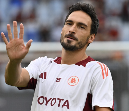 Hummels, “vedi Roma e poi ti ritiri”. Il tedesco ha annunciato il suo addio al calcio: «È il momento giusto, lo sento»