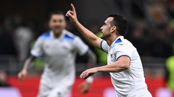 Il Parma va avanti di due, poi Pedro salva la Lazio: gli highlights del 2-2