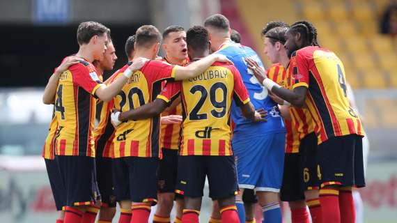 Lecce scosso dal lutto, ma giocherà con l’Atalanta: domani mattina la partenza per Bergamo