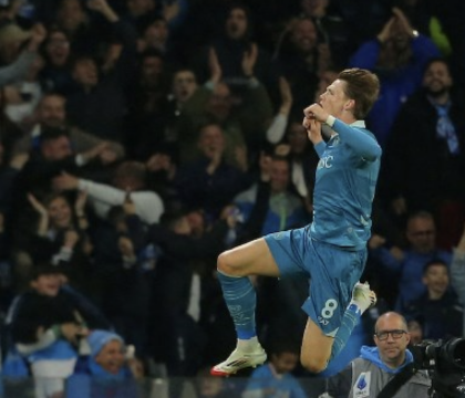 McTominay: «La passione dei tifosi napoletani non l’avevo mai vista altrove, quando sono arrivato ero sconvolto ma felice»