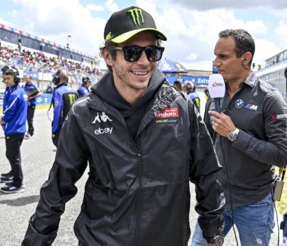 Melandri: «Con Rossi eravamo uniti. Poi è arrivato in MotoGp, abbiamo iniziato a lottare e sono successe tante cose»