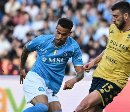 Ngonge: «Gli allenamenti di Conte? Mai fatti in nessun’altra squadra, ma ci hanno fatto diventare mostri in campo»