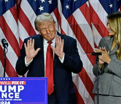 Wayne Gretzky era un eroe canadese. Ora lo schifano perché “va a letto con Trump”