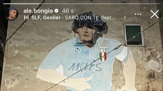Buongiorno ai Quartieri Spagnoli: l’azzurro visita il murales Maradona