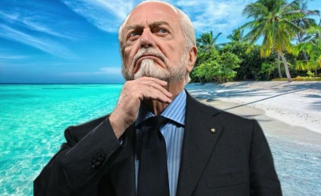 De Laurentiis seguirà il Napoli dalle Maldive. Con furbizia e umiltà si è fatto da parte