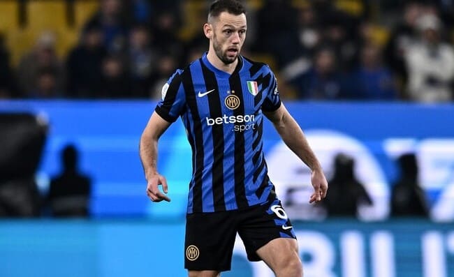 De Vrij, l’avvocato è stato a Napoli. Si muove qualcosa in vista dell’estate?