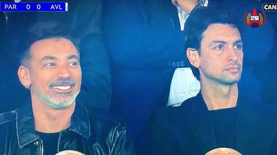 Dopo Napoli, Lavezzi visita l’altra ex squadra: è allo stadio per PSG-Aston Villa