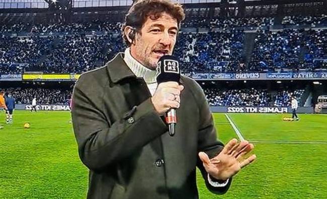Ferrara su Conte: “Sole, pizza e mandolino? Anche casatiello e babà meritano”