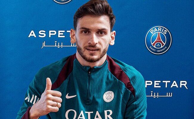 Kvaratskhelia: “Maradona è uno dei più forti, a Napoli è come Dio”