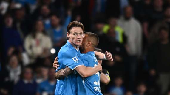McTominay: “Napoli, il tuo supporto è incredibile!”. Politano replica: “Comm si fort!”