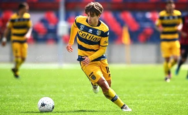 Parma-Juventus, due sostituzioni dopo soli 10 minuti: cosa è successo