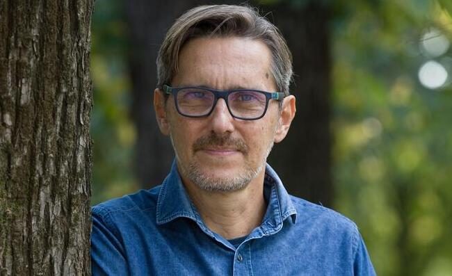 Pavone: “Sono tarantino, ma da piccolo tifavo Napoli. I miei libri su Eduardo e Bagni”