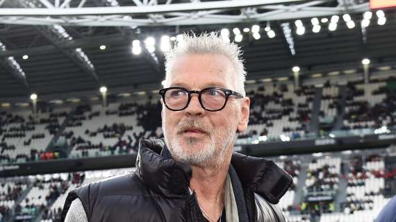 Tacconi visita Largo Maradona: “Doveroso omaggiare Diego! Io fui vicino al Napoli…”