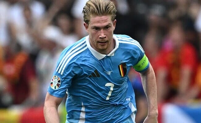 Areniello: “De Bruyne-Napoli, la moglie vuole un villone. David: Manna offre più dell’Inter”